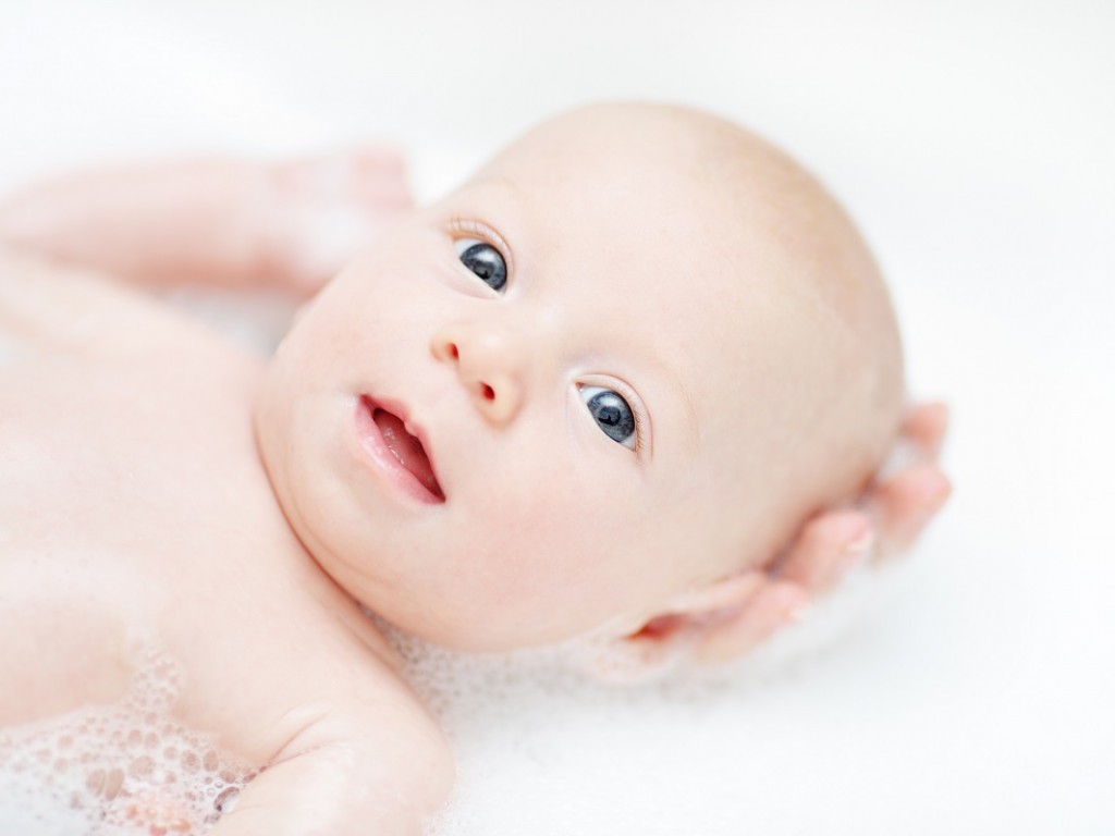 How Super Moms Conquer Baby’s Cradle Cap